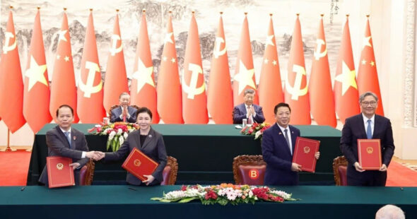 Vietnam – China Sign Cooperation Agreements On Supply Chains And Border Economy